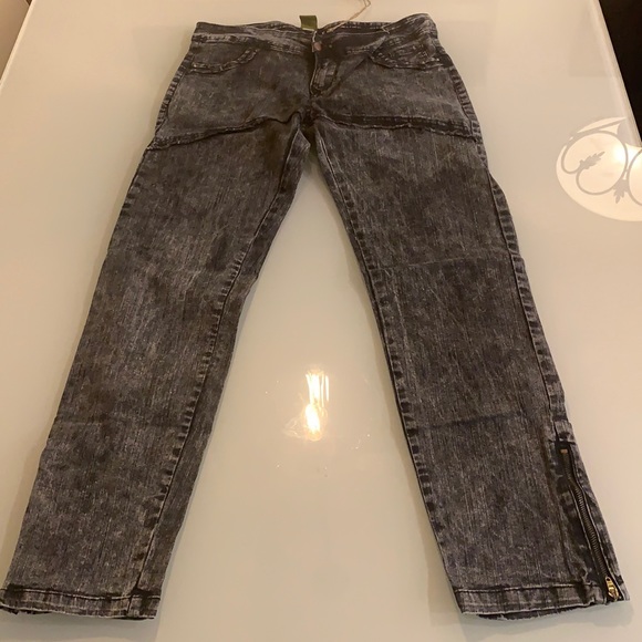 Rabbit and Empee denim - S/M/L - black wash only - Picture 2 of 16